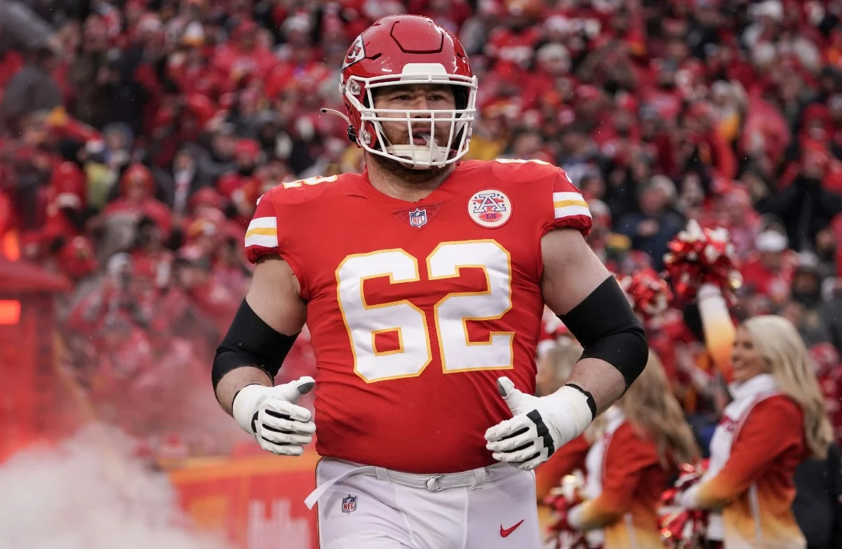 Joe Thuney Signs $51m Extension With Chicago Bears