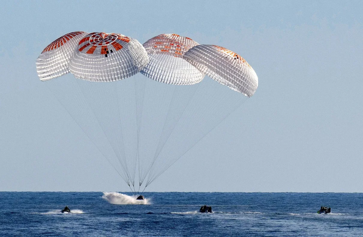Spacex Dragon Returns To Earth With 6700 Pounds Of Cargo And Sonic Boom