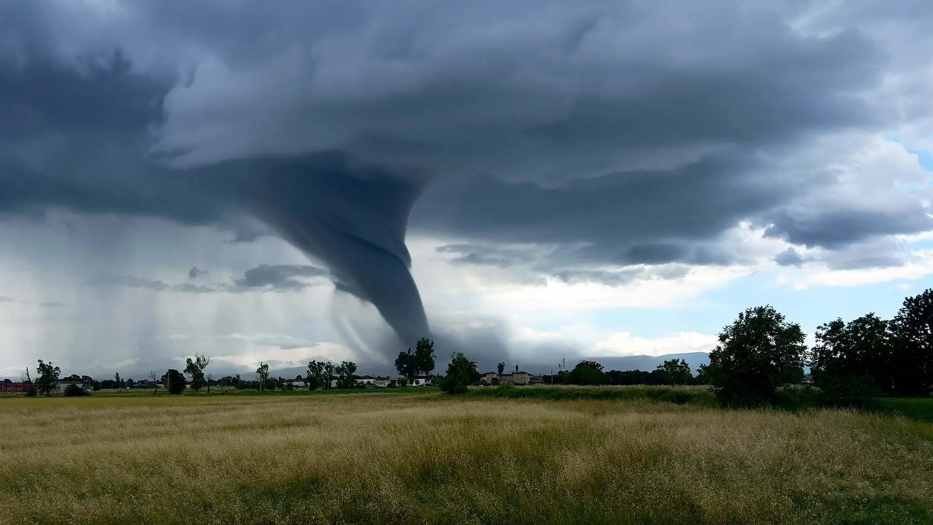 Tornadoes, Severe Storms Slam Midwest As Weather Threat Continues Into Next Week