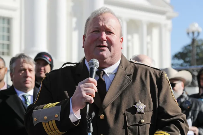 Trump Grants Pardon To Virginia Sheriff Found Guilty Of Federal Bribery Charges Trump Grants Pardon To Virginia Sheriff Found Guilty Of Federal Bribery Charges